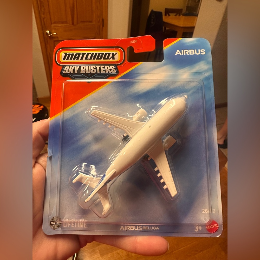 Matchbox Sky Busters Airbus Beluga